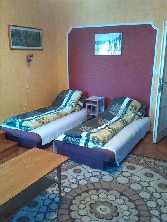 Alpesi Vendeghaz Otel Orosháza Oda fotoğraf